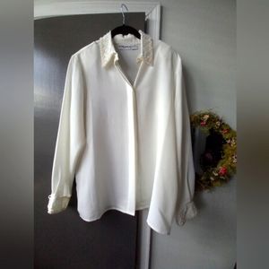 Vintage pearl accents white button up